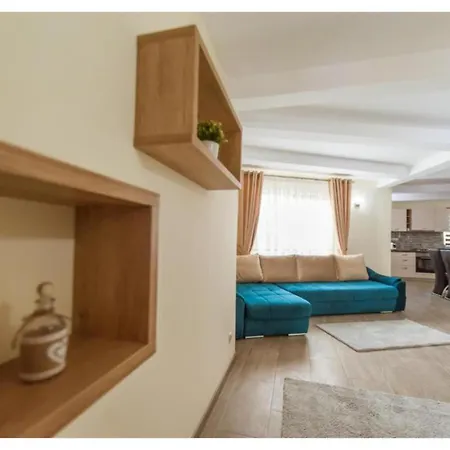 Luxury Apartment Pitesti Exterior photo