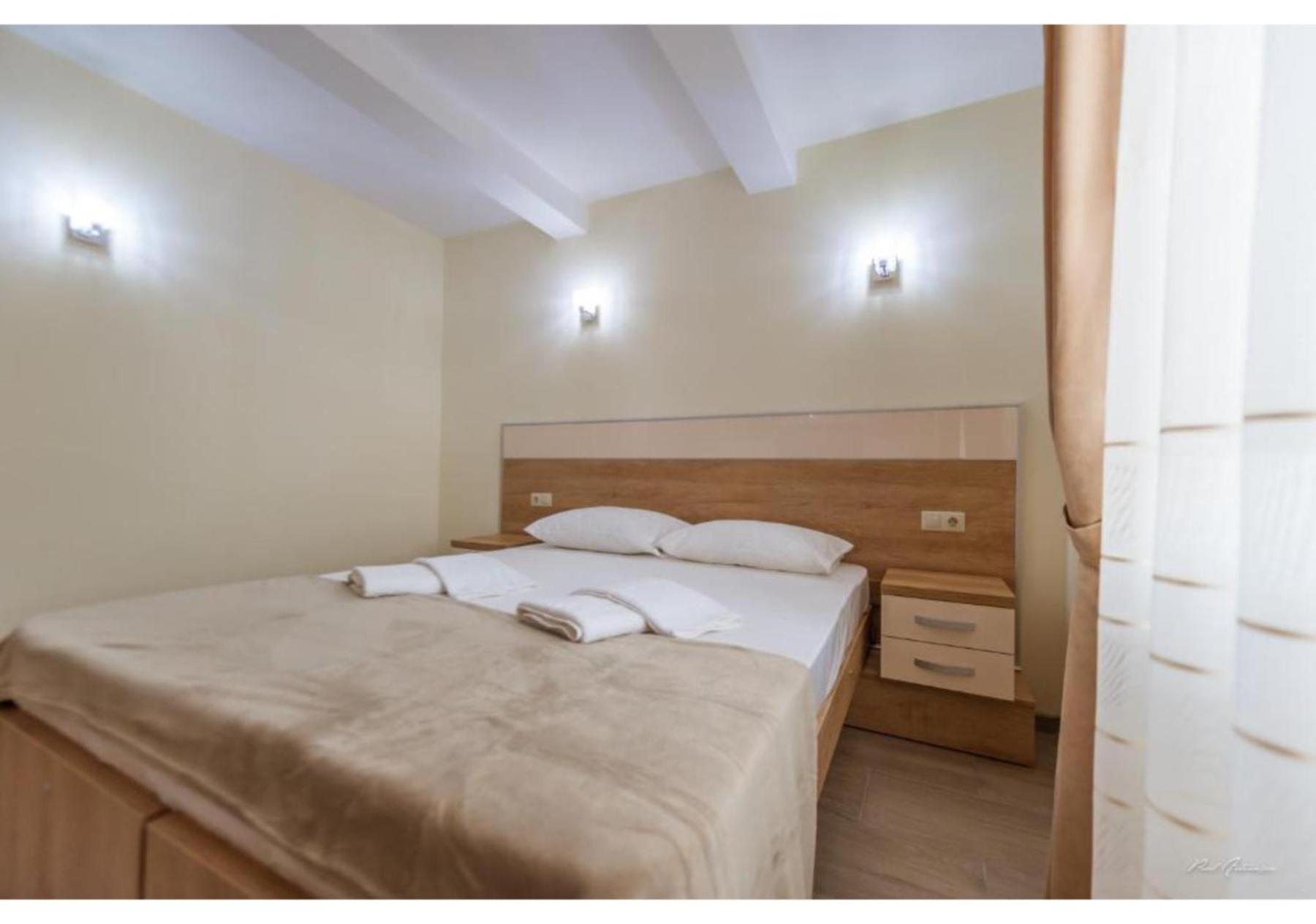 Luxury * Pitesti